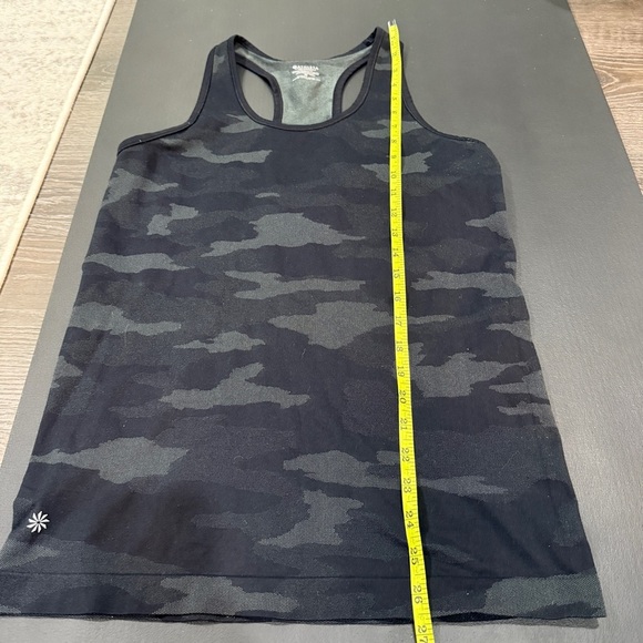 Athleta Black Camo Speedlight Tank - Picture 9 of 9